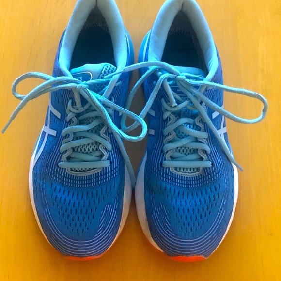 ASICS ATHLETIC SHOES - Picture 1 of 4